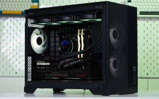 Dark Core Extreme — Ryzen 7 9700X + RX 9070 XT, performa ekstrem tanpa kompromi